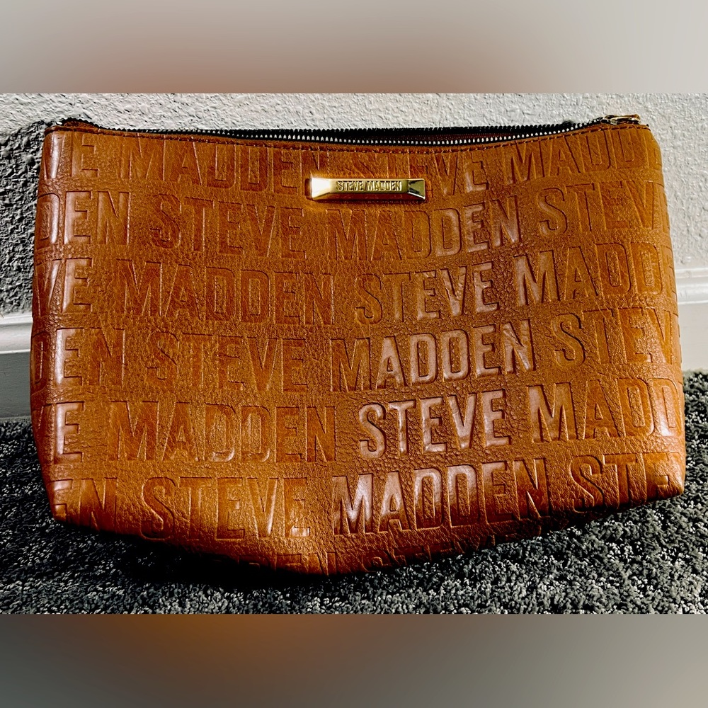 Steve Madden 12” Clutch Handbag Brown Embossed Logo